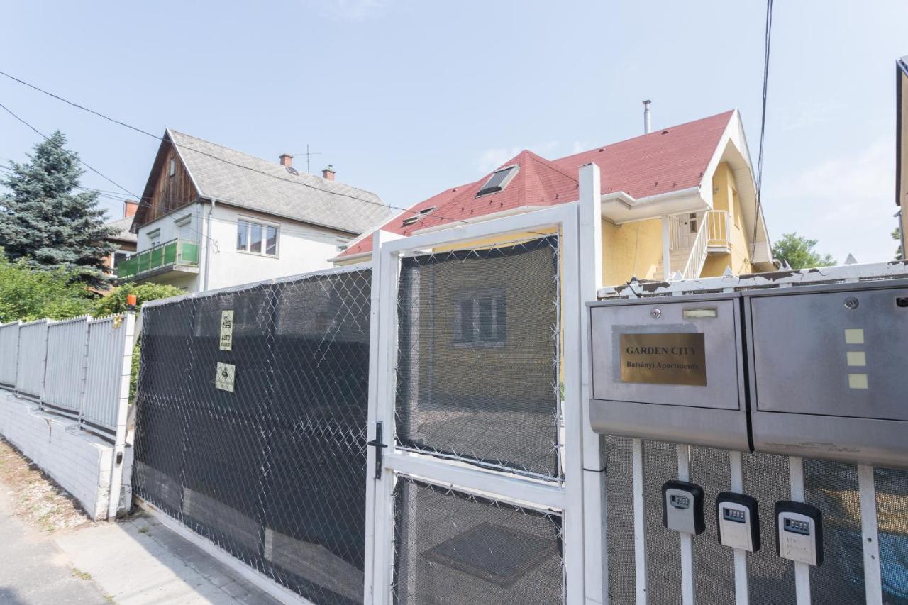 Hi-Bp Garden City Batsanyi Tiny House Near The City Train With Free Parking Budapest Exterior photo